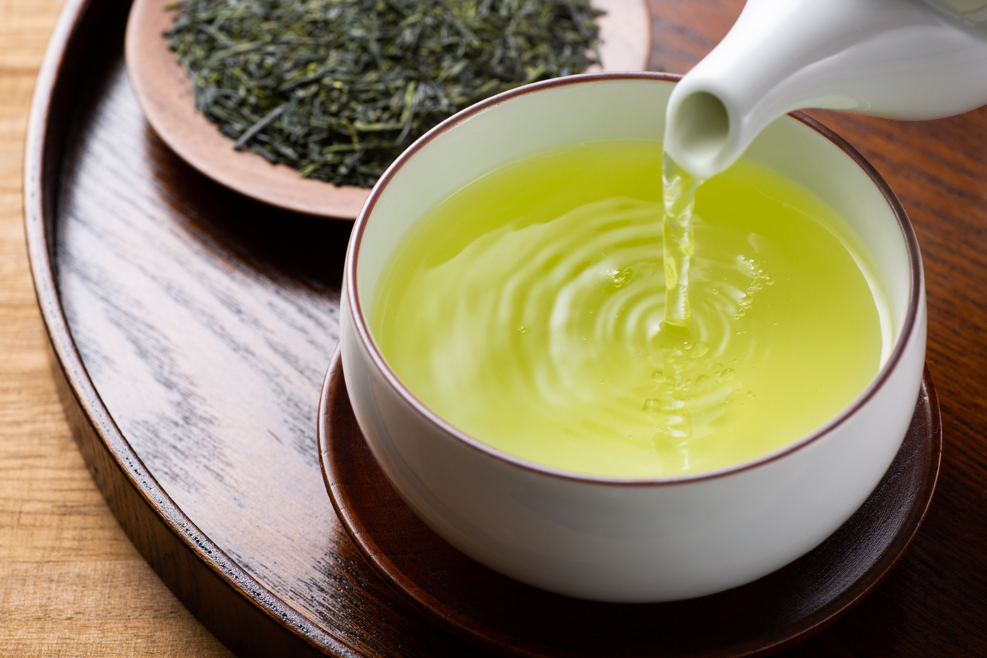 アトピーの人に緑茶風呂がよい